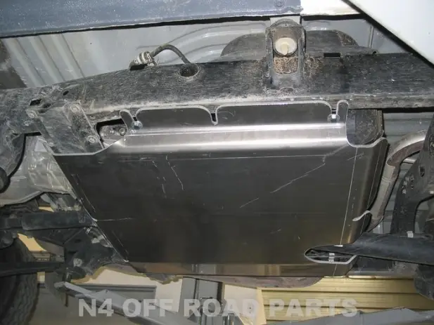 Offre Spéciale BLINDAGE BOITE DE TRANSFERT ET RESERVOIR D'ORIGINE N4 8MM POUR TOYOTA LAND CRUISER GRJ/HZJ/VDJ 76 / 78 / 79