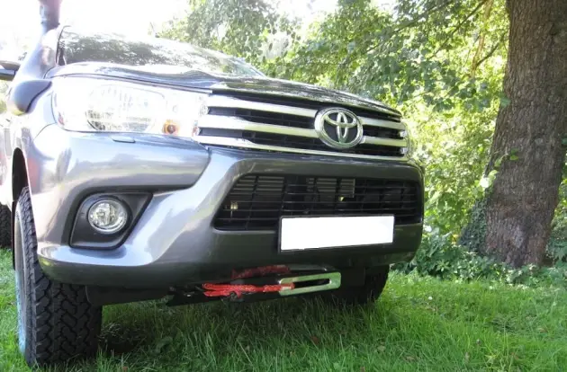 Seulement Aujourd’hui KIT DE MONTAGE INTEGRE AVEC TREUIL WARN VR EVO 8S POUR TOYOTA HILUX REVO