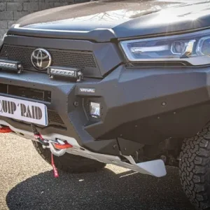 Promotion Saisonnière PARE CHOCS AVANT RIVAL EN ALUMINIUM POUR TOYOTA HILUX REVO INVINCIBLE AVEC FEUX LED 2019-2020