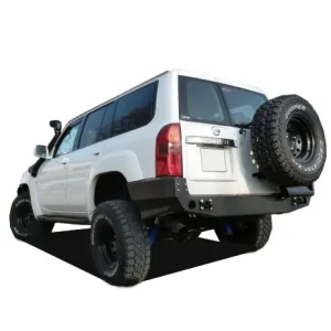 PARE CHOC ARRIERE F4X4 POUR NISSAN PATROL AVANT 2005 Vente Directe