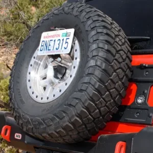 Certifié KIT DE REPOSITIONNEMENT POUR PLAQUE D'IMMATRICULATION POUR JEEP WRANGLER JL