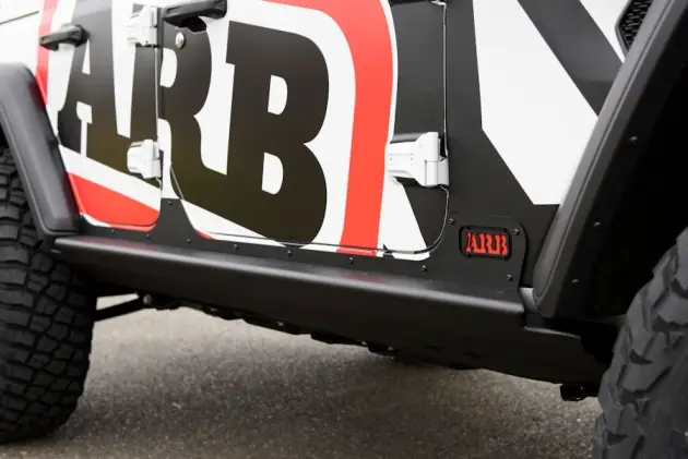 Expédition Rapide PROTECTION BAS DE CAISSE / MARCHE PIED ARB POUR JEEP WRANGLER JL A PARTIR DE 2019 5 PORTES