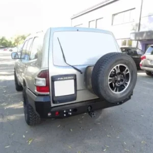Produit De Marque PARE CHOC ARRIERE F4X4 POUR MITSUBISHI PAJERO 3 LONG