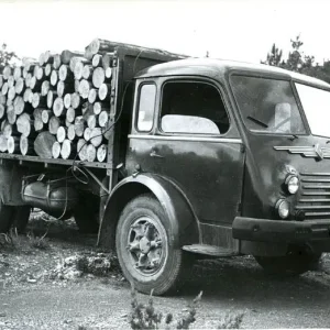 Vente Directe Cerclage de phare noir pour phares de camion RENAULT type R 4140 "FAINEANT"