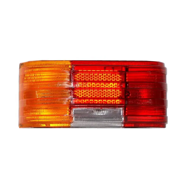 Promotion Feu arrière gauche complet pour MERCEDES W114 et W115
