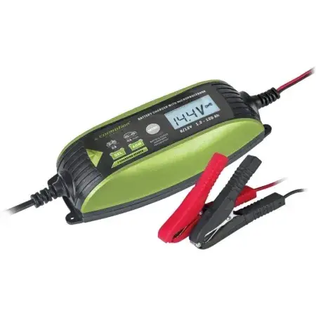 Commander Vite Chargeur à microprocesseur pour batteries 6V / 12V - 2A / 4A, 1,2-120 Ah, IP65