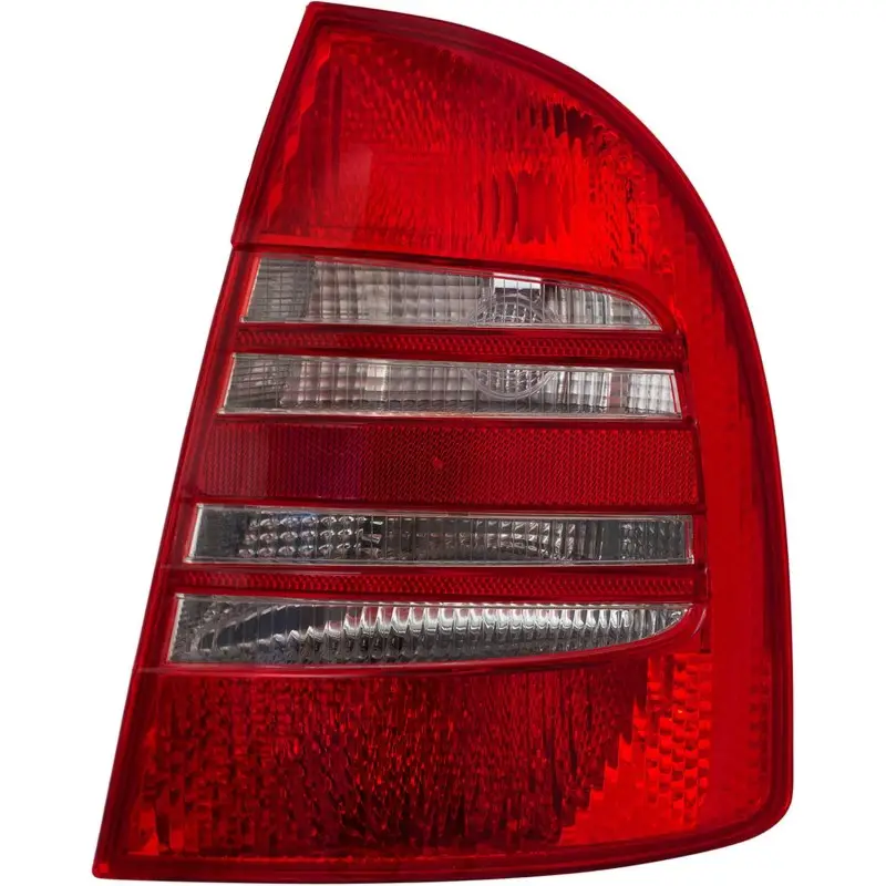 FEU ARRIERE droit POUR SKODA SUPERB (02-08) Affaire À Saisir