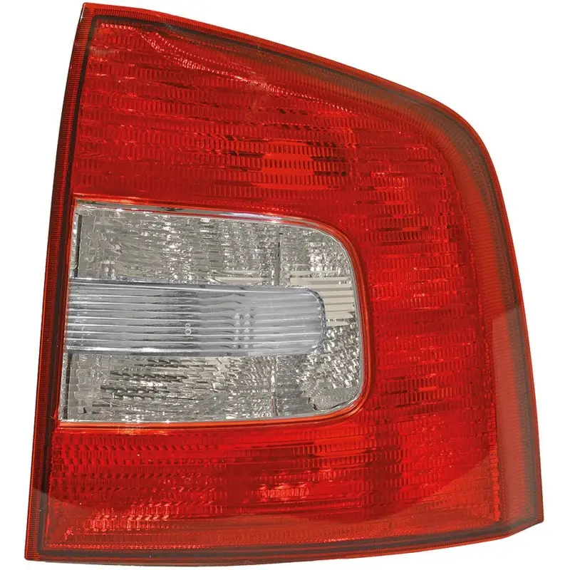 FEU ARRIERE droit POUR SKODA OCTAVIA BERLINE - BREAK (08-13) Prix Promo