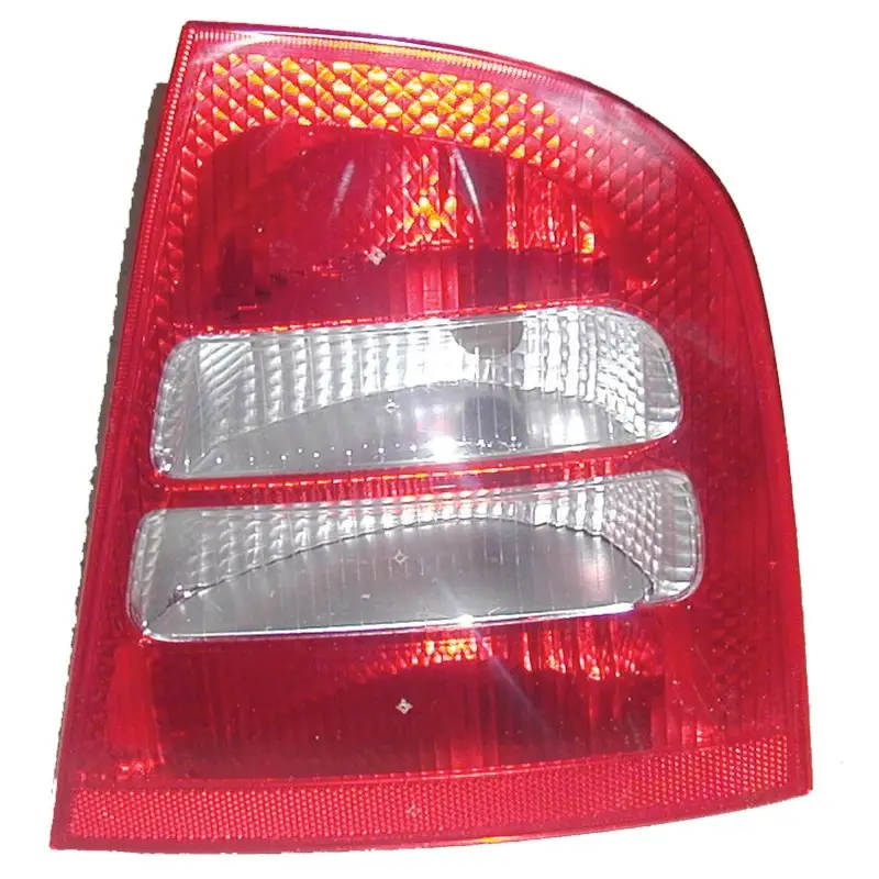 Vente Directe FEU ARRIERE droit POUR SKODA OCTAVIA BERLINE - BREAK (96-04)