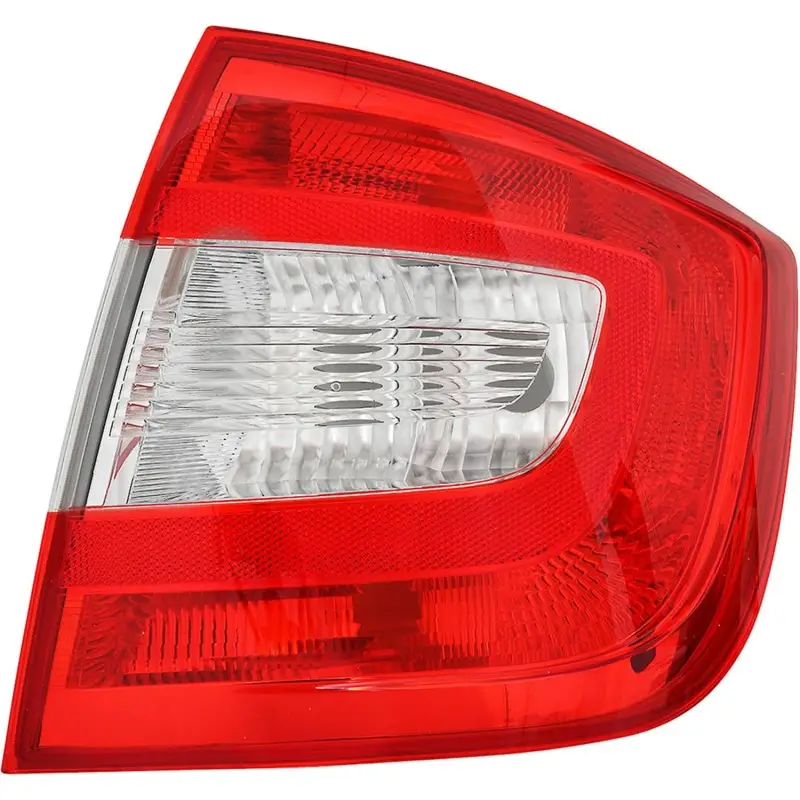 Usine Directe FEU ARRIERE droit POUR SKODA RAPID (12-17)