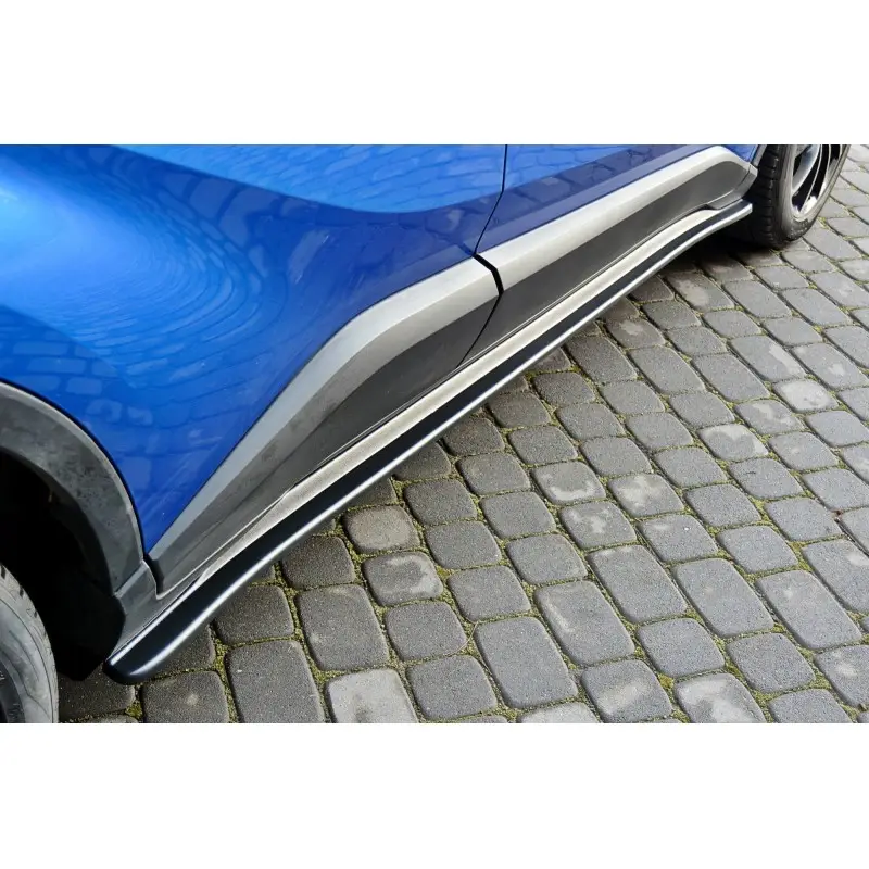 SET DES DIFFUSEUR DES BAS DE CAISSE TOYOTA C-HR- MAXTON DESIGN - FINITION NOIR BRILLANT Prix Promo