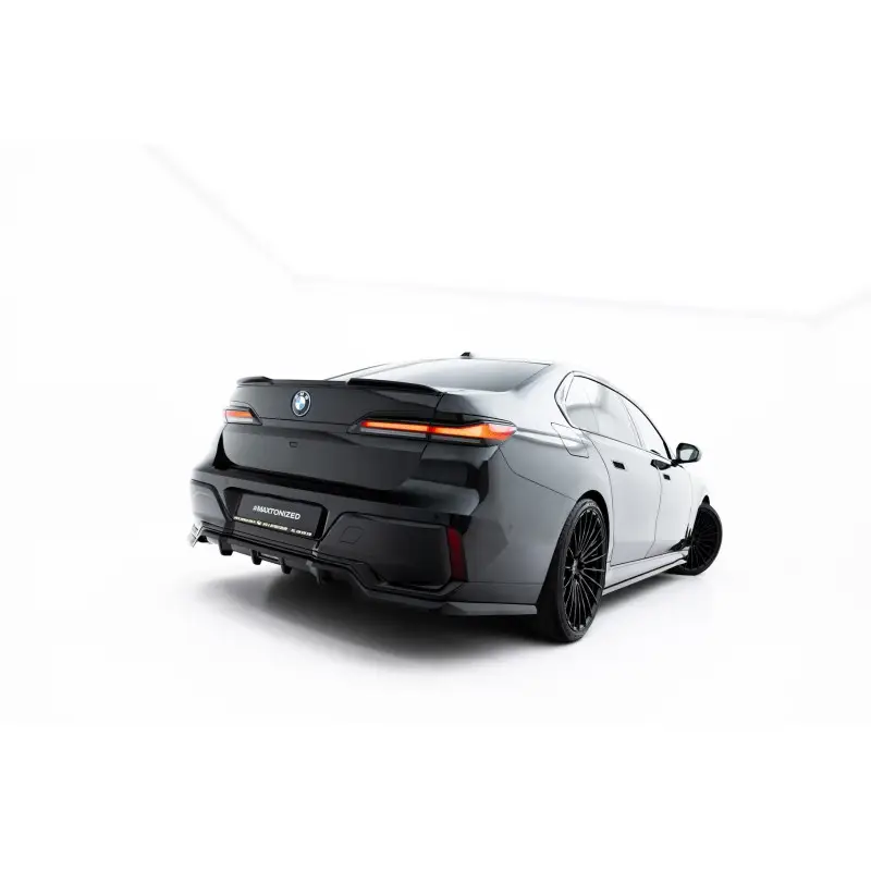 ARRIERE SPLITTER (AVEC UNE BARRE VERTICALE) V.2 BMW 7 M-PACK G70 - MAXTONDESIGN - FINITION NOIR BRILLANT Soldes