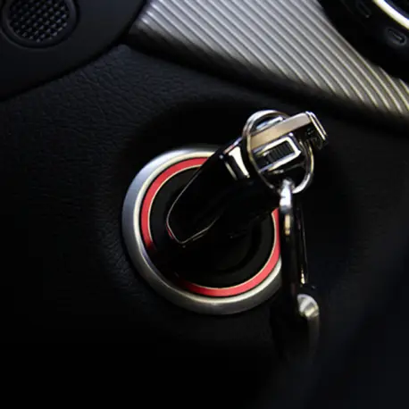 SERRURE D'ALLUMAGE À CADRE ANNULAIRE DÉCORATIF AMG OPTIK ROT POUR MERCEDES A B CLA ET GLA Super Prix