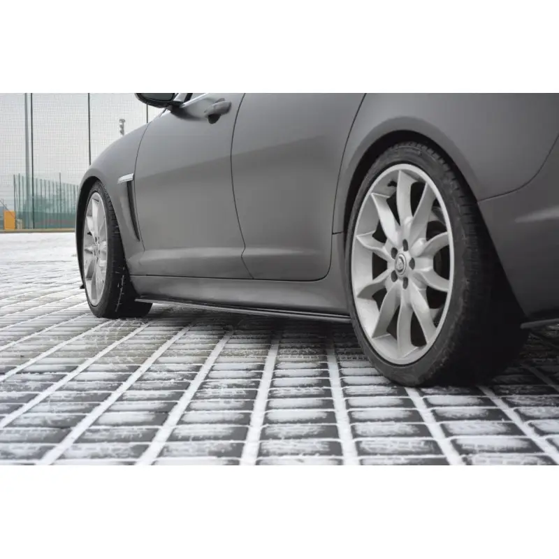 Vente Directe SET DES DIFFUSEUR DES BAS DE CAISSE JAGUAR XF (X250) MK1 SPORTBRAKE S-PACK - MAXTON DESIGN - FINITION NOIR BRILLANT