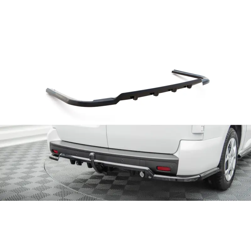 Réduction CENTRAL ARRIERE SPLITTER (AVEC UNE BARRE VERTICALE) CITROEN JUMPY MK3 - MAXTONDESIGN - FINITION: NOIR BRILLANT