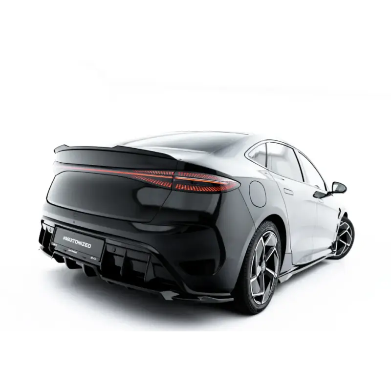 Authentique ARRIERE SPLITTER (AVEC UNE BARRE VERTICALE) BYD SEAL MK1 - MAXTONDESIGN - FINITION NOIR BRILLANT