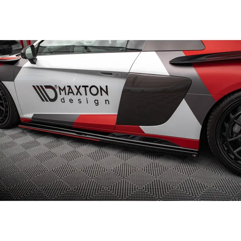 RAJOUTS DES BAS DE CAISSE AUDI R8 MK2 FACELIFT - MAXTONDESIGN - FINITION: NOIR BRILLANT Paiement Sécurisé