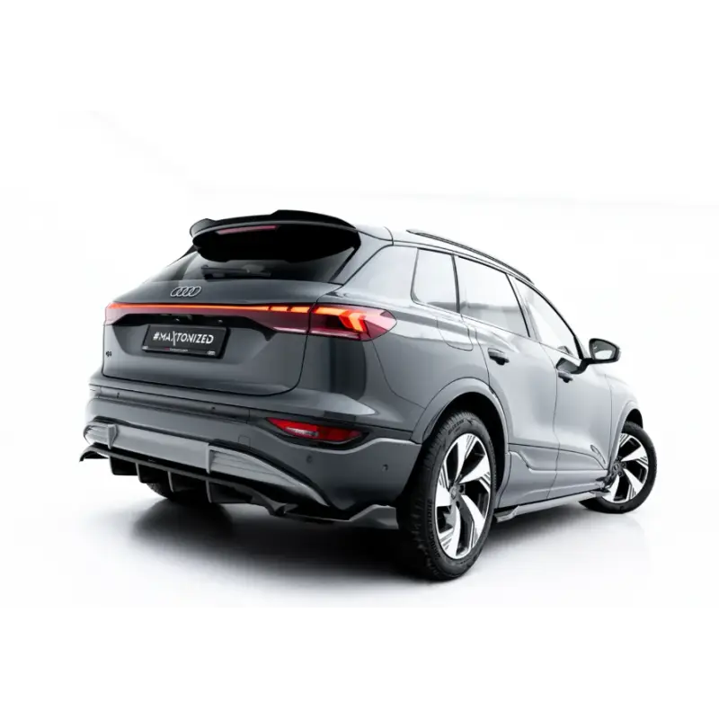 Haute Qualité ARRIERE SPLITTER (AVEC UNE BARRE VERTICALE) AUDI Q6 E-TRON S-LINE / SQ6 E-TRON SUV / SPORTBACK MK1 - MAXTONDESIGN - FINITION NOIR BRILLANT