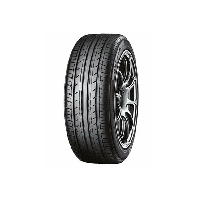 Petit Prix PNEU YOKOHAMA ES32 215/50 VR17 TL 95VYOKO ES32 BLUEARTH-ES