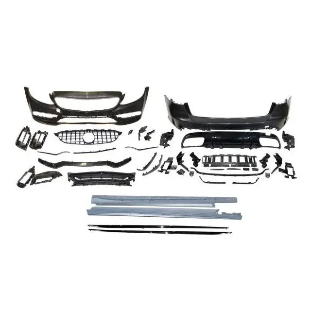Vente Flash Kit De Carrosserie Mercedes W205 SW 2014-2021 Look C63 2019