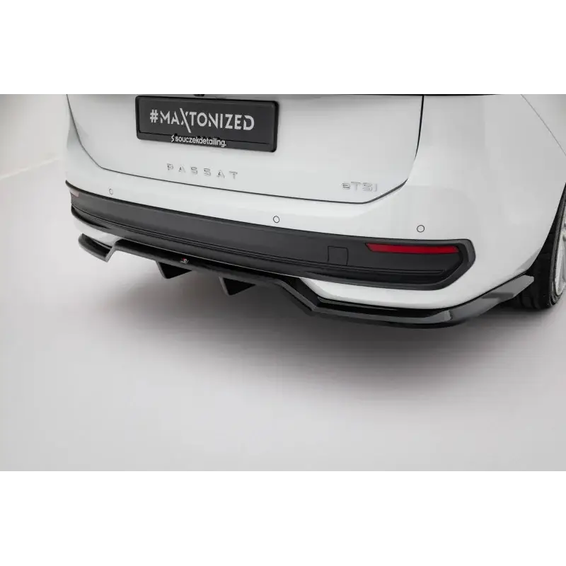 Rear Splitter (with vertical bars) Volkswagen Passat B9 Authentique